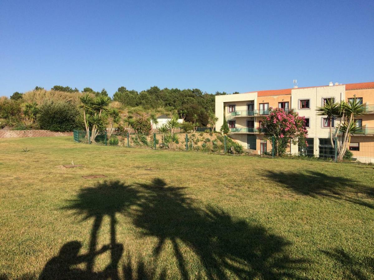 Ericeira Surf And Sun Apartment Bagian luar foto